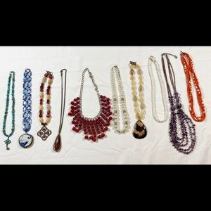 Lot of 10 necklaces